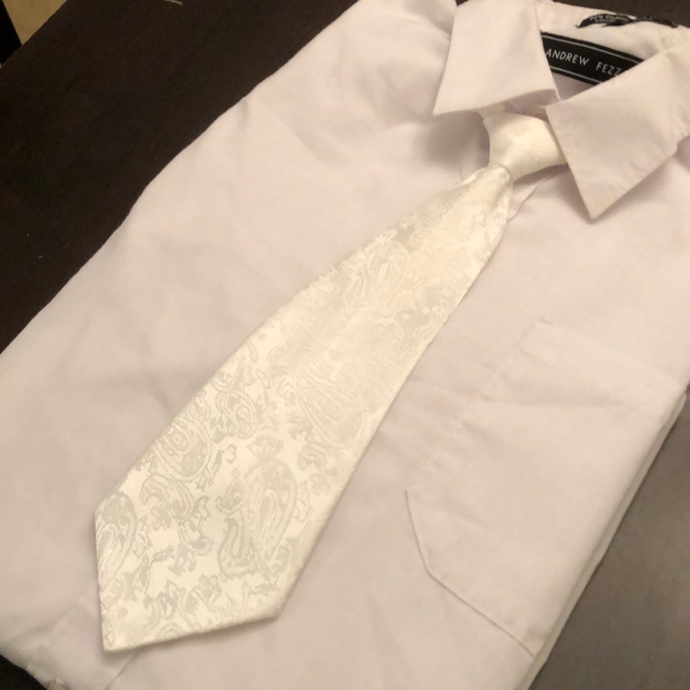 Tie 👔